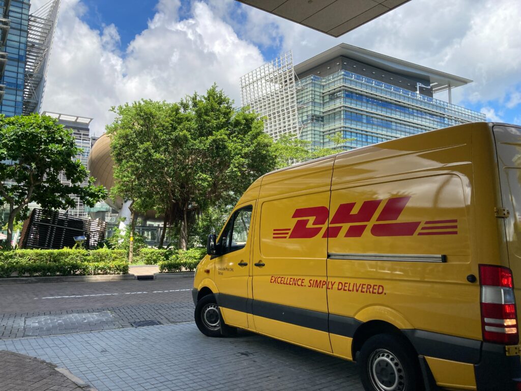 How to Integrate DHL Shipping APIs with your Application?